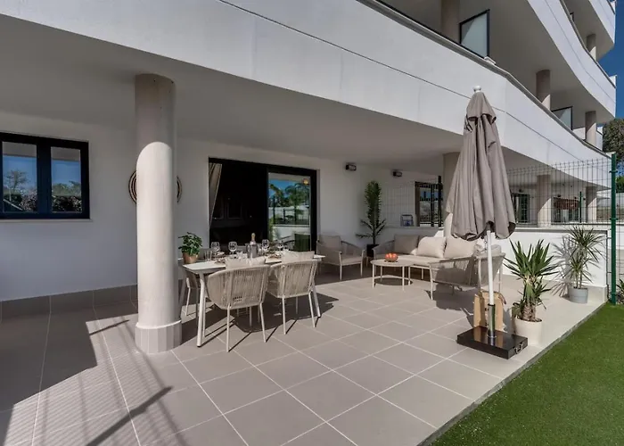 Apartment Garden Aranya - Pool, Gym And Coworking Space