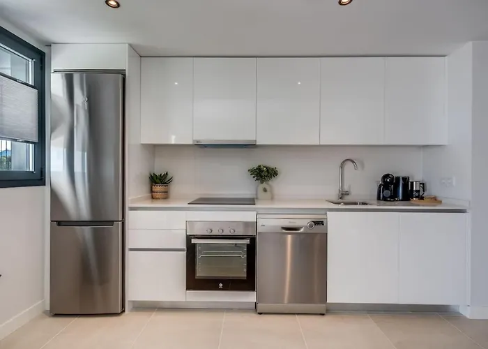 Garden Aranya - Pool, Gym And Coworking Space