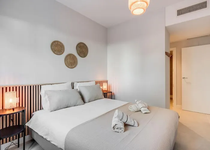 Apartment Garden Aranya - Pool, Gym And Coworking Space *