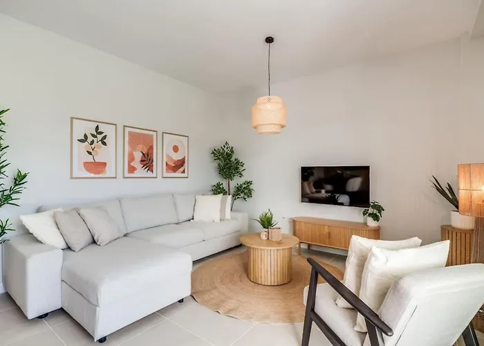 Garden Aranya - Pool, Gym And Coworking Space Apartment Estepona