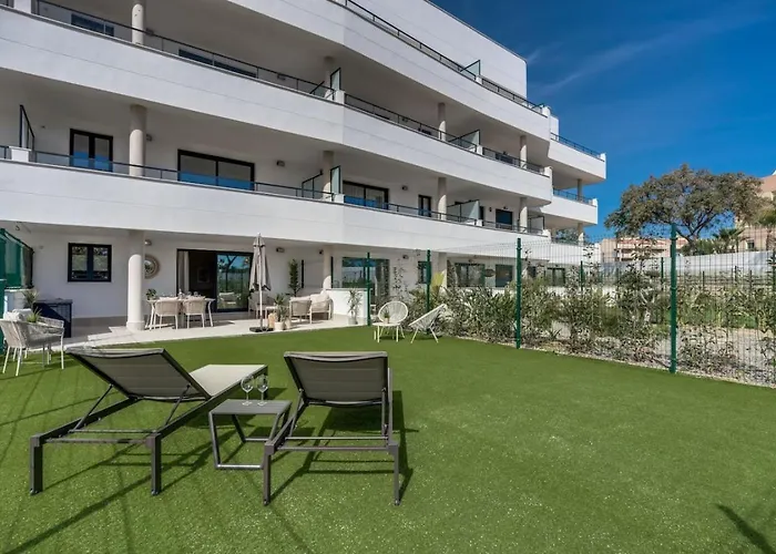 Apartment Garden Aranya - Pool, Gym And Coworking Space